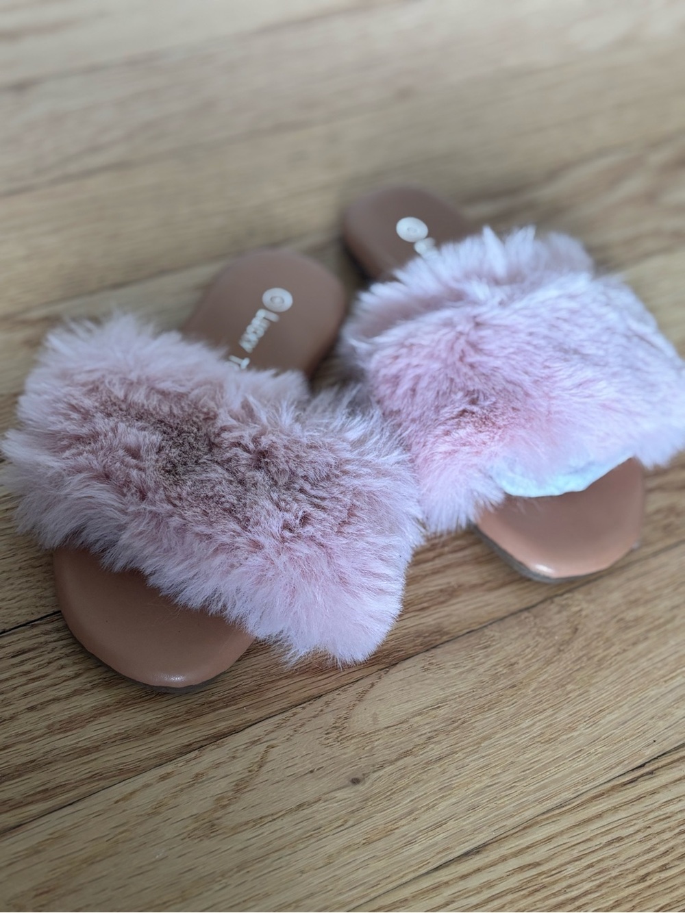 Lucky Top Pink Faux-Fur Slide Slippers